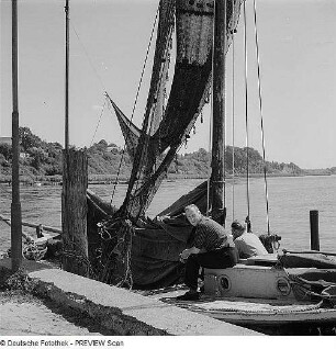 Ahrenshoop. Boote an der Anlegestelle