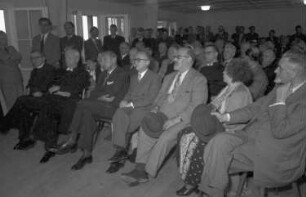 Wolfach: Gruppe in der ersten Reihe (Ehrengäste)