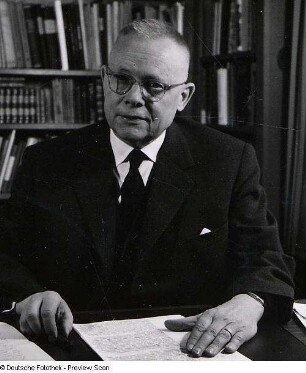 Portraitserie Theodor Kraus