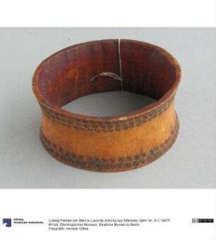 Armring aus Elfenbein