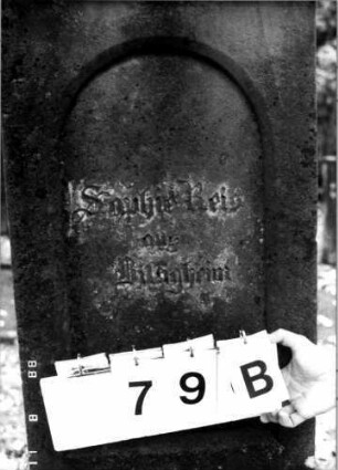 Grabstein 79B