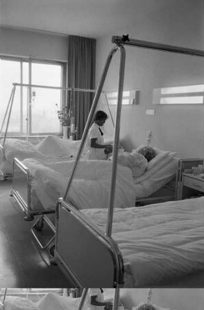 Dreibett-Zimmer bei den Städtischen Krankenanstalten Karlsruhe