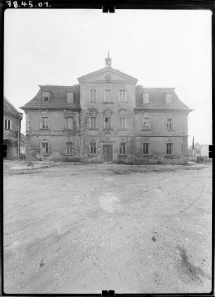 Dorna (Gera-Röpsen). Rittergut. Herrenhaus. Eingangsfront