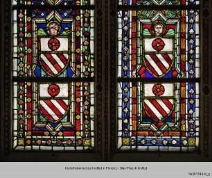 Fenster B-IX, B-VIII und B-VII der Nikolauskapelle : Fenster B-IX : Wappen