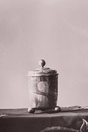 Becher