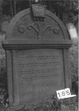 Grabstein 185