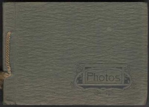 Album der Familie Wiese von einer Fahrt nach Dittersbach und einer Reise an die Ostsee 1906 : Album einer Fahrt nach Dittersbach und einer Reise ans Meer 1906. Kartoneinband, geprägt mit Kordelbindung; 13,2 x 18,6 x 1 cm (ab 1906). Dresden: SLUB/DF 2017.A.403