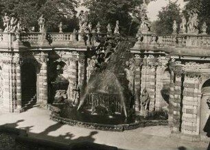 Dresden. Zwinger. Nymphenbad - eines der schönsten barocken Brunnenanlagen