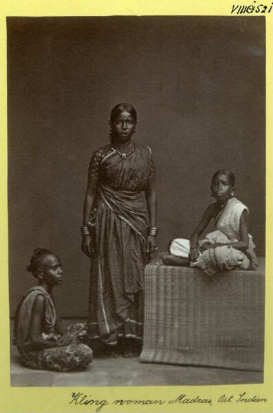 Portrait of three Kling women