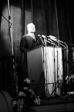 22. Tagung 1972 Mediziner; Eröffnung, Sitzreihen: 1. Reihe: Willy Brandt Festansprache