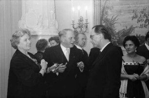 Donaueschingen: Donaueschinger Musiktage; Schloss Donaueschingen; Prinzessin von Fürstenberg, Max Rieple, Hans Rosbaud