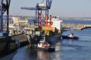 Cadiz - Containerschiff