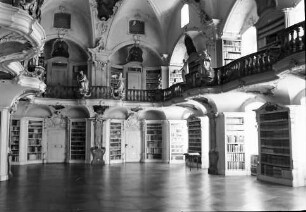 St. Peter: Bibliothek mit zwei Allegorien