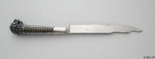 Okuliermesser / Gartenbesteck bestehend aus Gartenplötze, Scheide, Säge, großem Messer, kleinem Messer, Hippe, Okuliermesser, Feile, Pfriem, Bohrer, Falzbein und Meißel