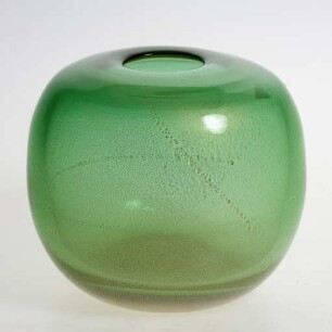 Grüne Vase mit Blattgoldauflage