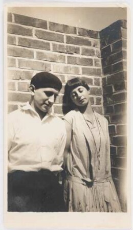 Ohne Titel (Der Bauhäusler Albert Braun und die Schwester von Eva Fernbach in Dessau)