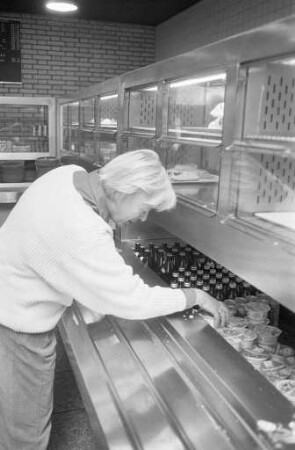 Studentenwerk Karlsruhe. Jahresbericht 1985