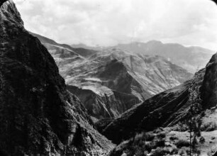 Tal des Rio San Cristobal : Berglandschaft mit Tal