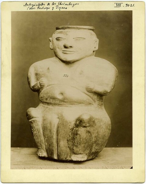 Figurine vessel from the Restrepo y Pizano Collection, Antigüedades de los Quimbayas