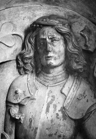 Grabplatte für Johann von Laubenberg : Grabplatte für Johann von Laubenberg. Sandstein (um 1500). Bruststück. Stein im Allgäu, Pfarrkirche Sankt Mauritius