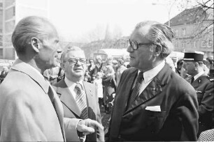 Freiburg: Fahnenbergplatz; Oberbürgermeister Keidel, 1. Vors. Herbert Andreseck