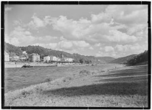 Bad Schandau mit Schiff