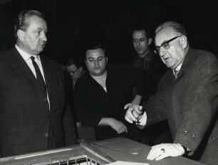 Probe Siegfried, Wolfgang Windgassen (links), Gustav Rudolf Sellner