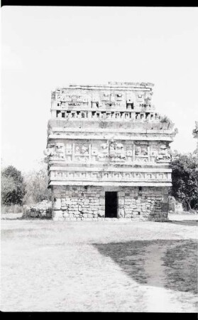 Chichen Itza, Iglesia (CHN: Str. 4C1)