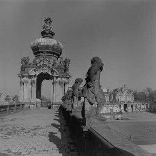Dresden. Zwinger, Kronentor von der Terrasse der Langgalerie N