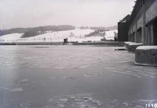 Bau Stauanlage Kachlet/Donau