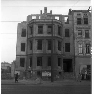 Negativ: Ruine, Potsdamer Straße 195, 1954