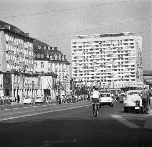 Dresden-Altstadt, Ernst-Thälmann-Straße und Pirnaischer Platz. Appartementhochhaus mit Gaststättenkomplex (1964-1966, P. Sniegon, H. Löschau, H. Kriesche, G. Landgraf)
