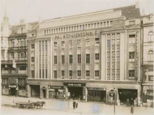 Palast-Theater