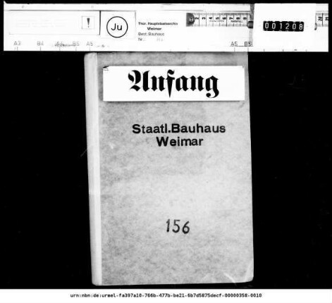 Schülerinnen an der Großherzoglich Sächsischen Hochschule für bildende Kunst und am Staatlichen Bauhaus Weimar