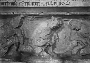 Totenwache der drei Marien, Detail Tumba: schlafende Soldaten