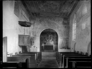 Goldbach Sylvesterkapelle Innenansicht Richtung Altar