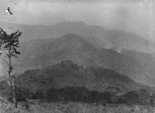 West Usambara : Die Landschaft an der Westseite des westlichen Usambara-Gebirges