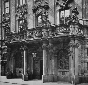 Breslau / Wroclaw, ehem. Jesuitenkomplex, Universität, Portal am Leopoldinum
