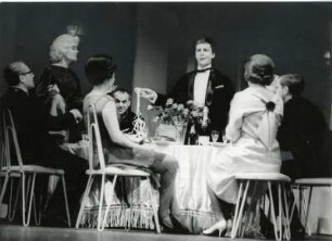 Szenenfoto einer Aufführung am Staatstheater Schwerin