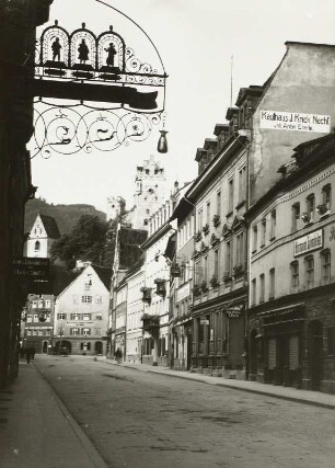 Füssen, Hohes Schloss : Füssen (Ostallgäu). Reichenstraße. Blick nach Südwesten gegen das Hohe Schloss