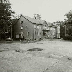 Klein Loitz. Gutshaus : Felixsee-Klein Loitz. Gutshaus mit Schloßgaststätte (18./19. Jahrhundert). Gartenansicht