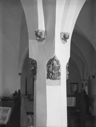 Apostel Matthäus an einem Pfeiler