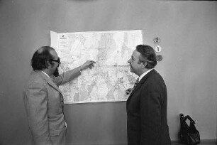 Vorstellung der von der Stadtverwaltung herausgegebenen Wander- und Freizeitkarte für Karlsruhe und Umgebung