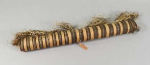 arroar (laut Finsch), tsierem (laut Finsch), adjok (für Frauen) (laut Krämer)