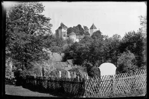 Elgersburg. Blick zum Schloss Elgersburg von Osten
