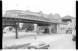 Kleinbildnegativ: U-Bahnhof, 1981