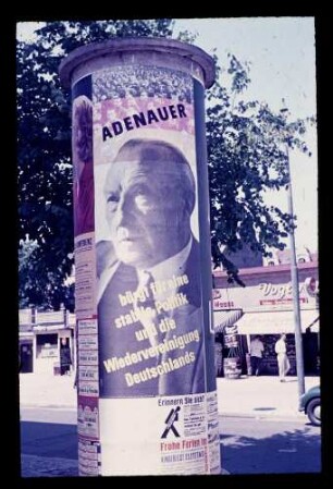 Litfass-Säule/Adenauer 11.7.56.