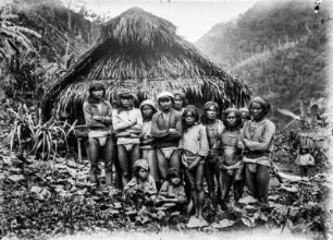 Gruppenportrait (Philippinen-Aufenthalt 1886 -1892)