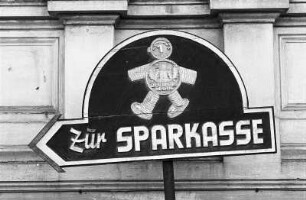 Zur Sparkasse