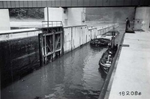 Schleuse Guttenbach, Schleppverband